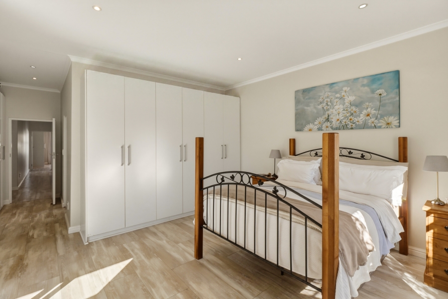 3 Bedroom Property for Sale in Croydon Vineyard Estate Western Cape